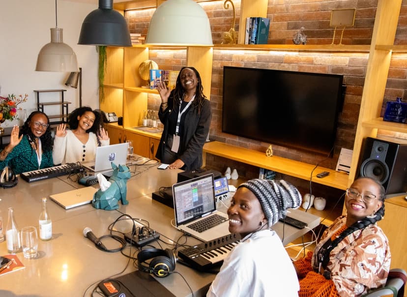 Tems Announces Groundbreaking Mentorship Program for Women in Music: The Leading Vibe